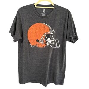 NFL Team Apparel Cleveland Browns Football Helmet Graphic T-Shirt Mens‎ M